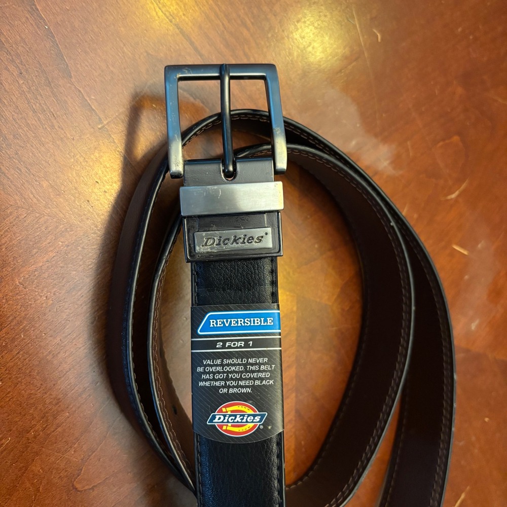 Dickies Reversible Men's Belt, Black and Brown, Some Flaws (see pics) XL‎